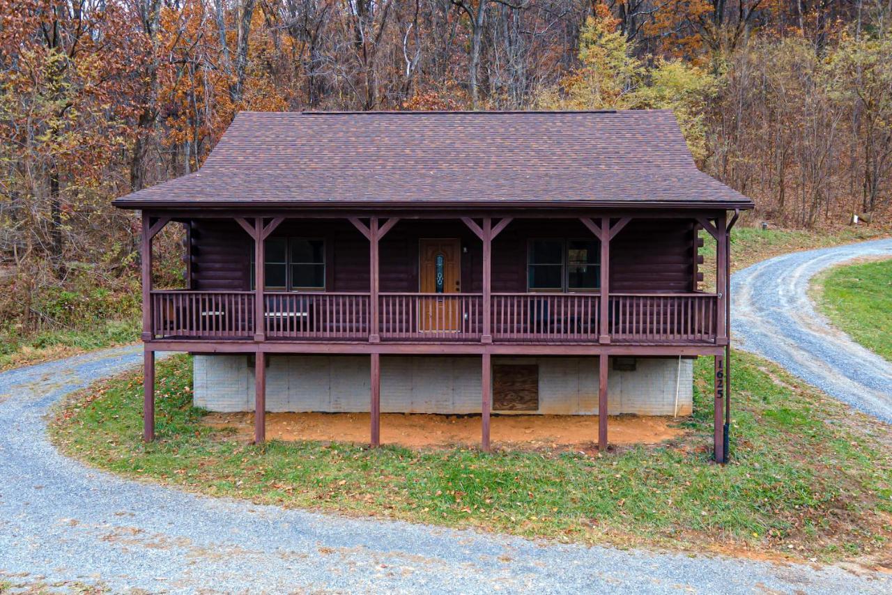 Balkamore Brown Bear #1-Stanley-Hiking-Caverns Exterior photo